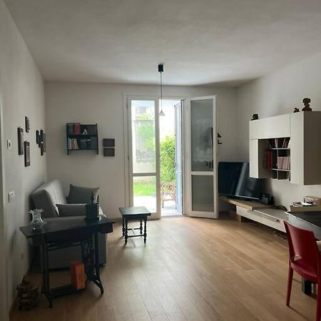 Apartment Downtown Florence, Moderno Con Giardino Экстерьер фото