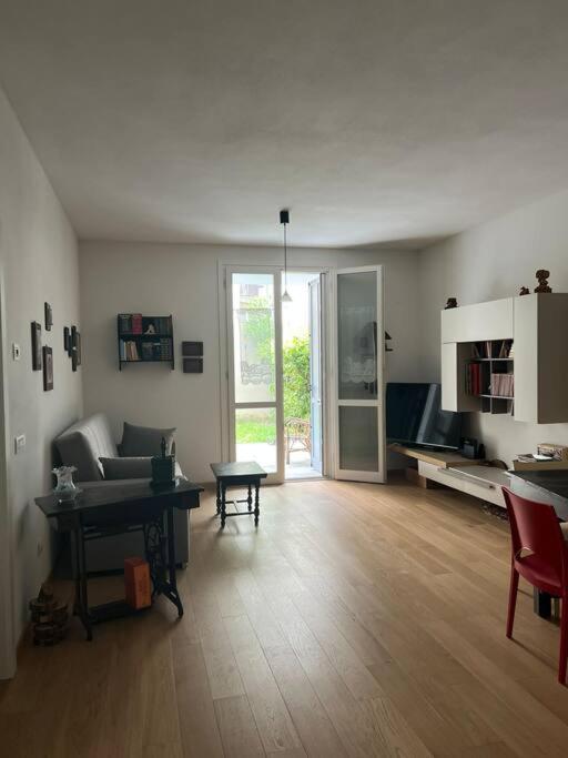 Apartment Downtown Florence, Moderno Con Giardino Экстерьер фото