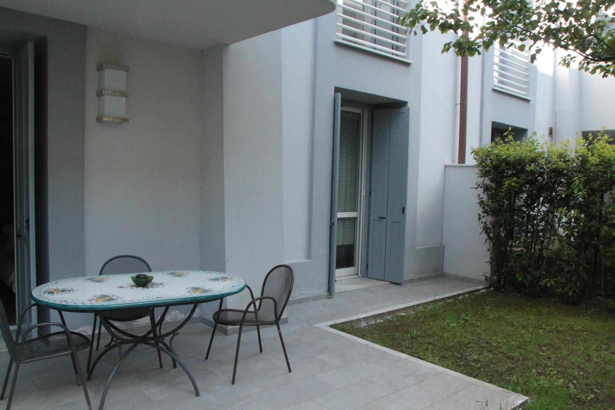 Apartment Downtown Florence, Moderno Con Giardino Экстерьер фото